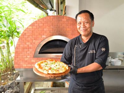 Baru Dipanggang, Renyah Sempurna: Pizza dari Oven Terbaru Kami