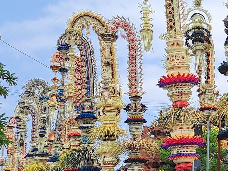 Kalender Budaya Bali: Galungan & Kuningan